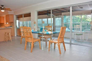 Photo of 401 S Juno Lane S