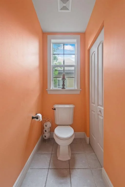 Photo of 3338 Greenway Drive