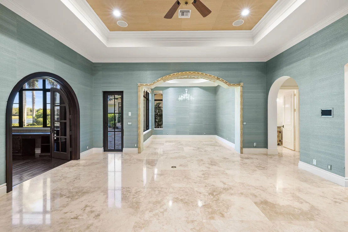 Photo of 9253 Este Lago Drive