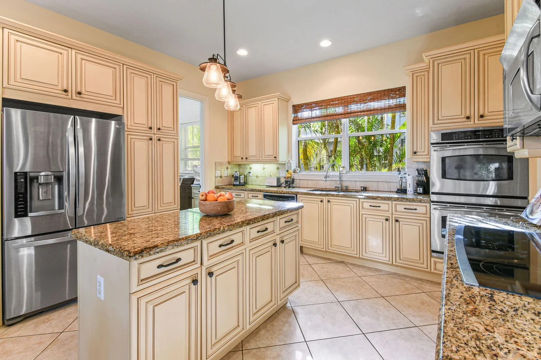 Photo of 256 W Bay Cedar Circle