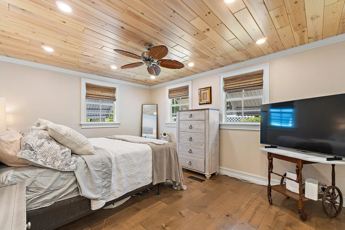Photo of Unit 33 at 400 N HIGHWAY A1A