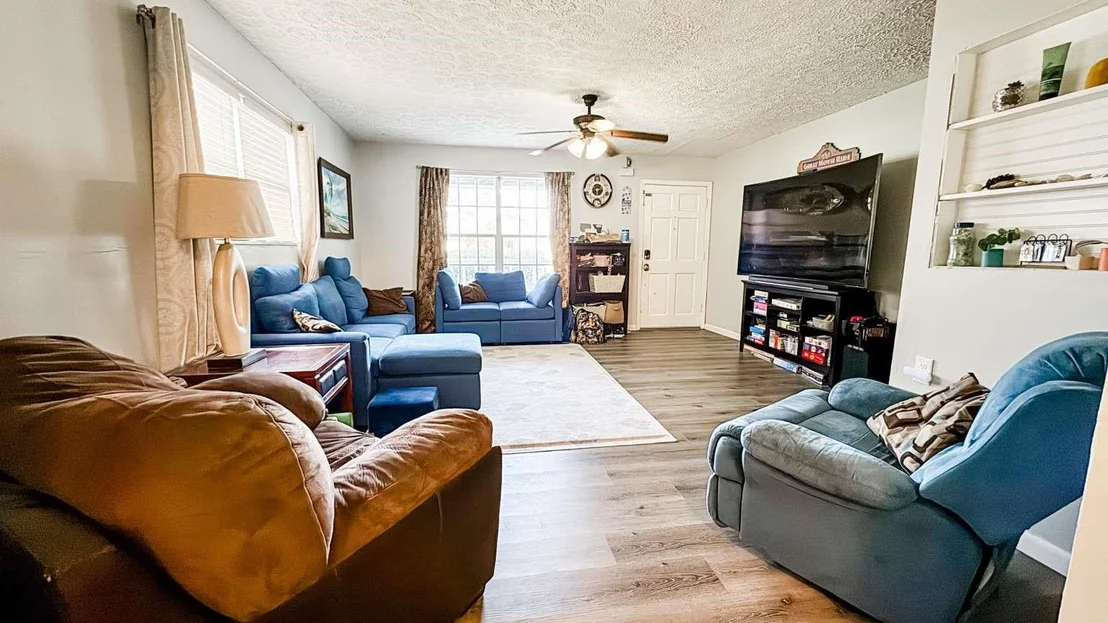 Photo of 6005 Cassia Drive