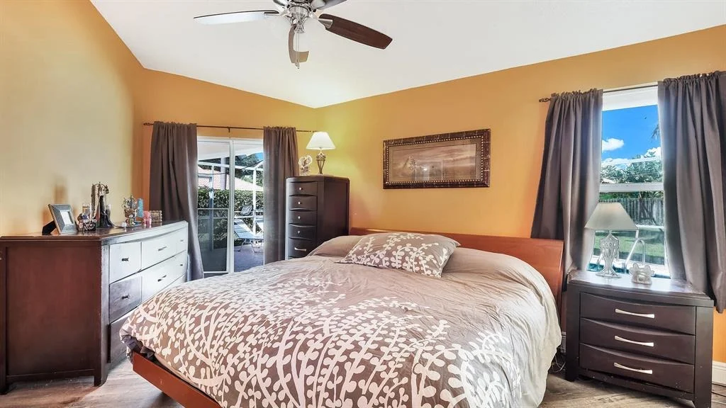 Photo of 35 Valencia Drive