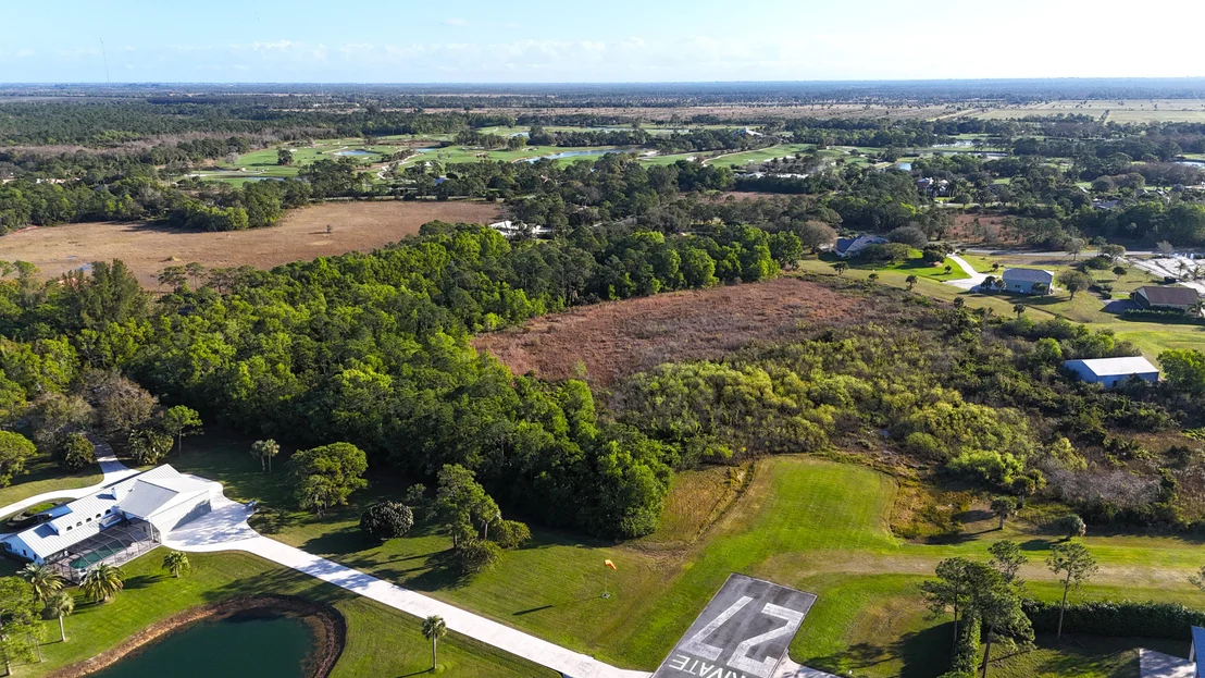 Photo of 3200 SE Downwinds Road