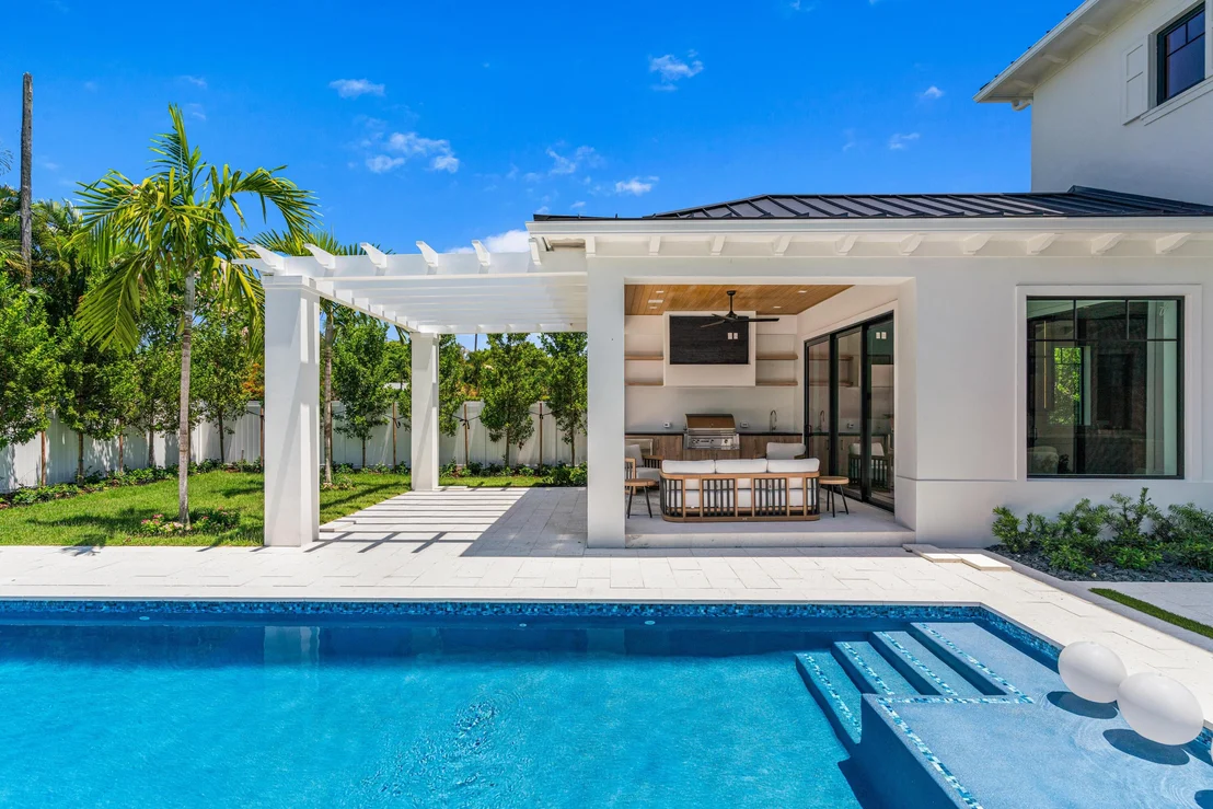 Photo of 720 NW 3rd Avenue