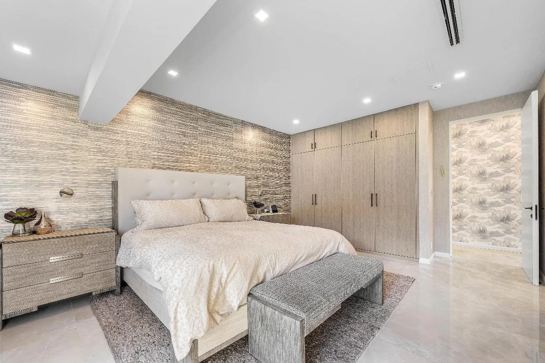 Photo of 6641 Giralda Circle