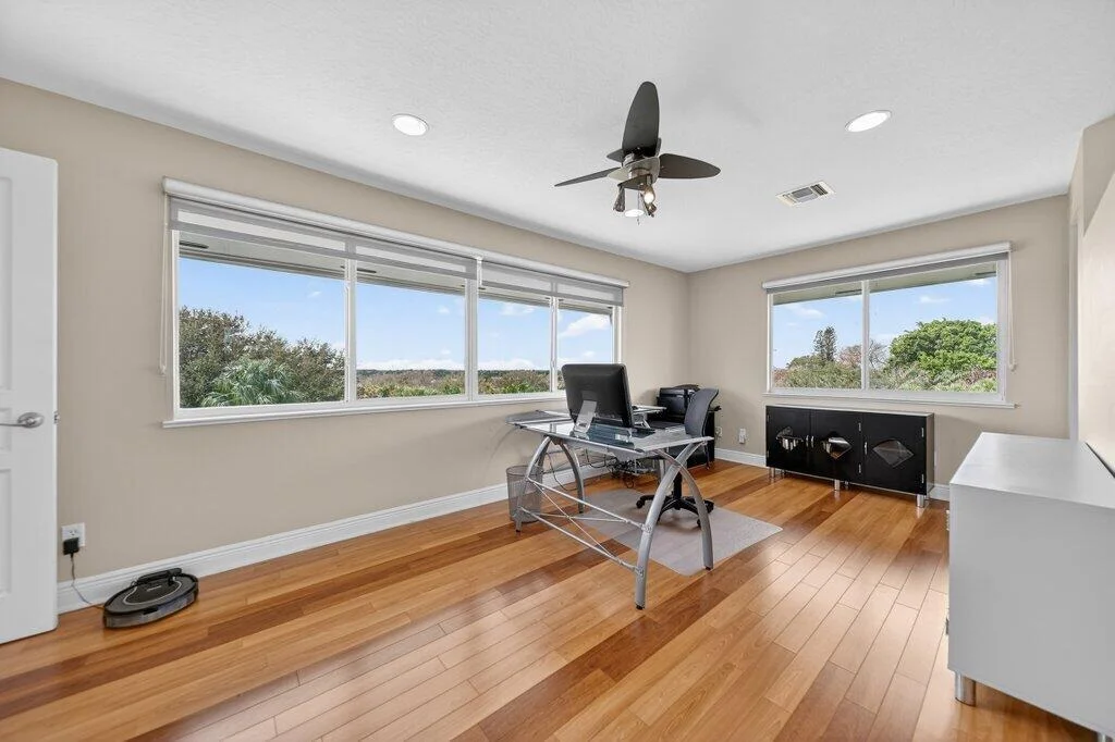 Photo of 3712 E Mockingbird Hill