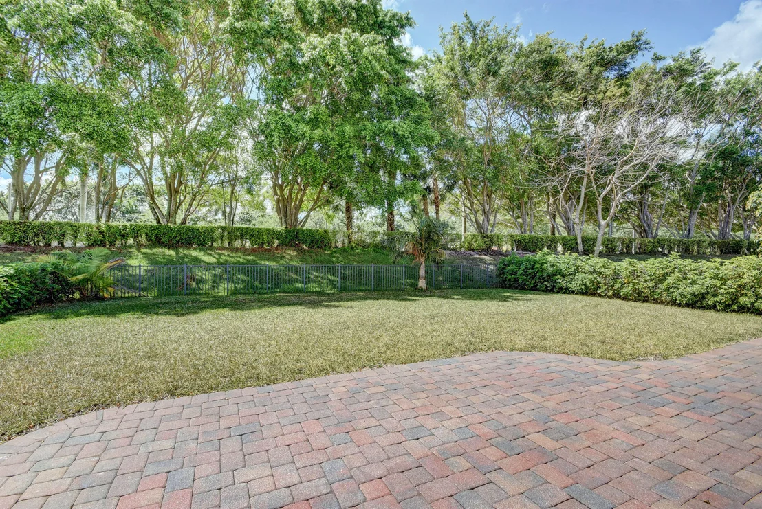 Photo of 9012 Alexandra Circle