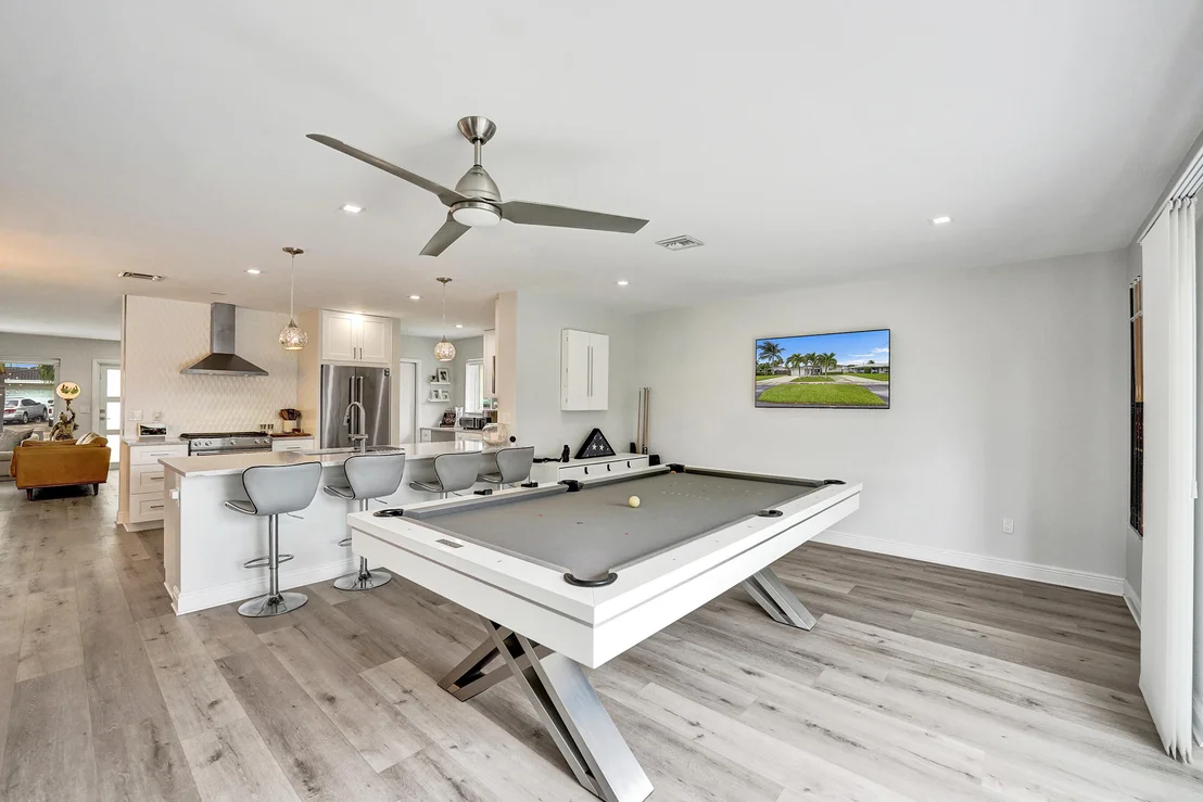 Photo of 381 SE 3rd Street
