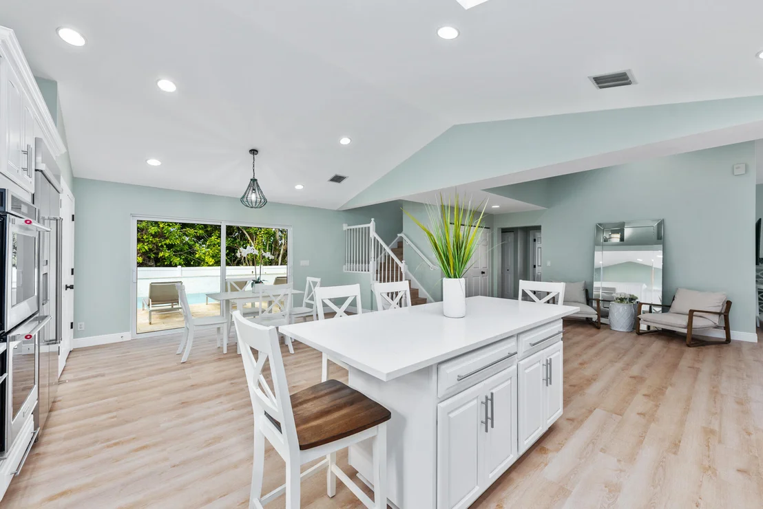 Photo of 490 Mars Way