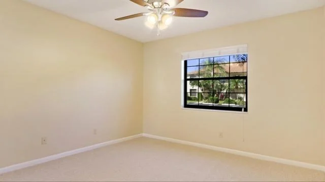 Photo of Unit D at 1001 Pinecrest Circle