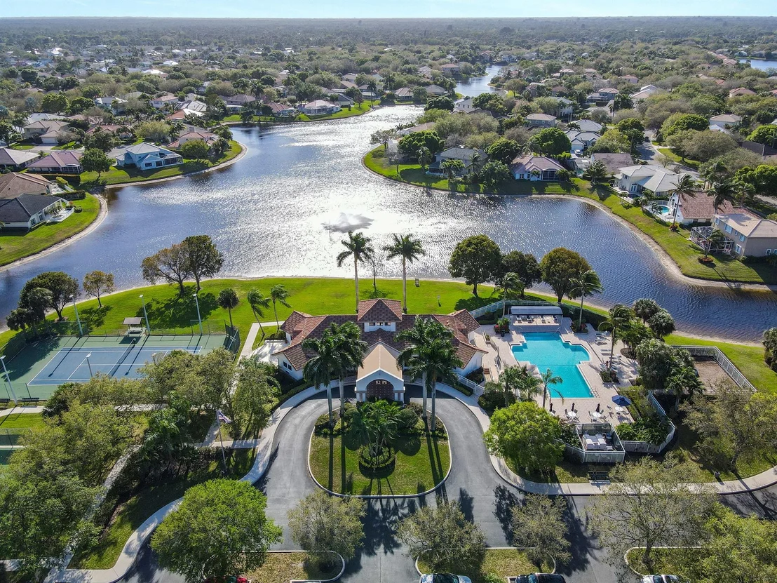 Photo of 575 Scrubjay Lane