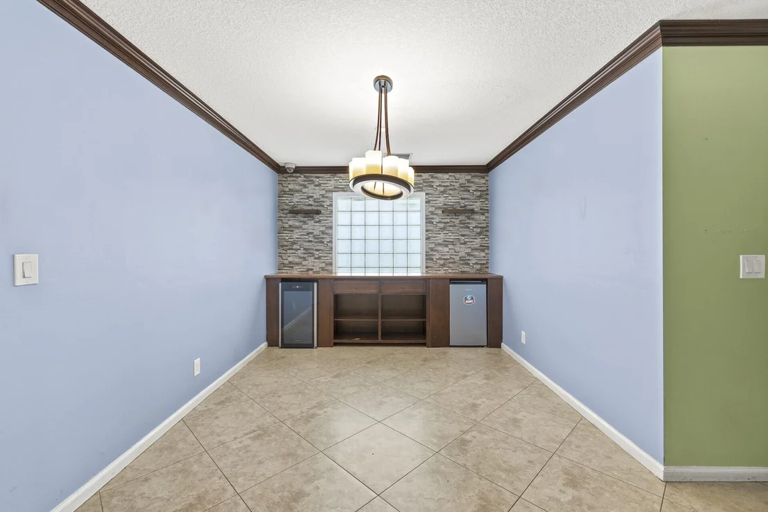 Photo of 6556 Adriatic Way