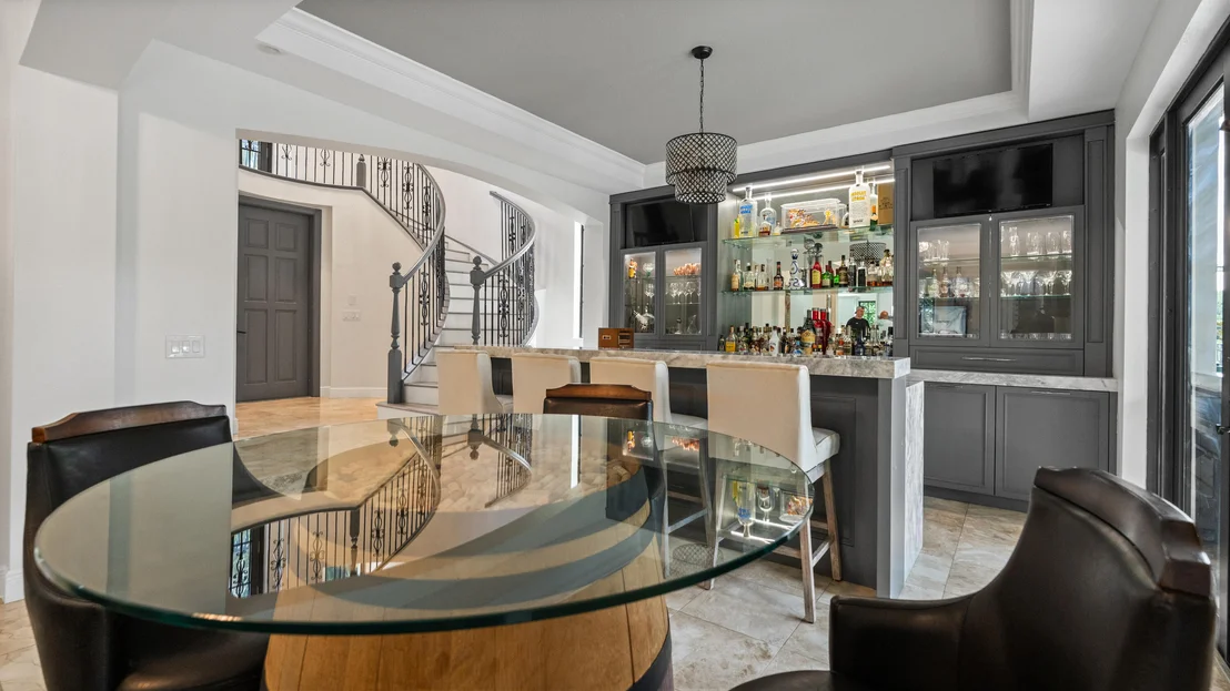 Photo of 9521 Eden Manor