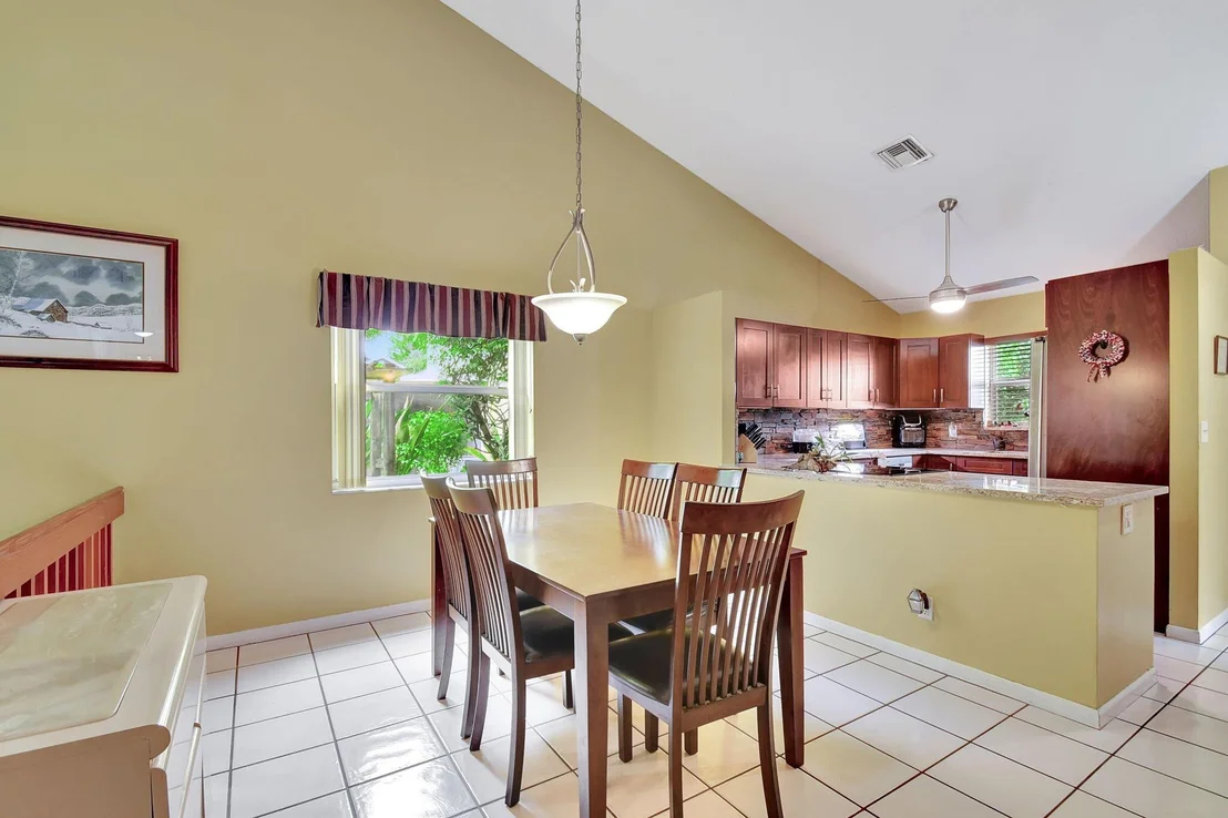 Photo of 123 Buttonwood Circle