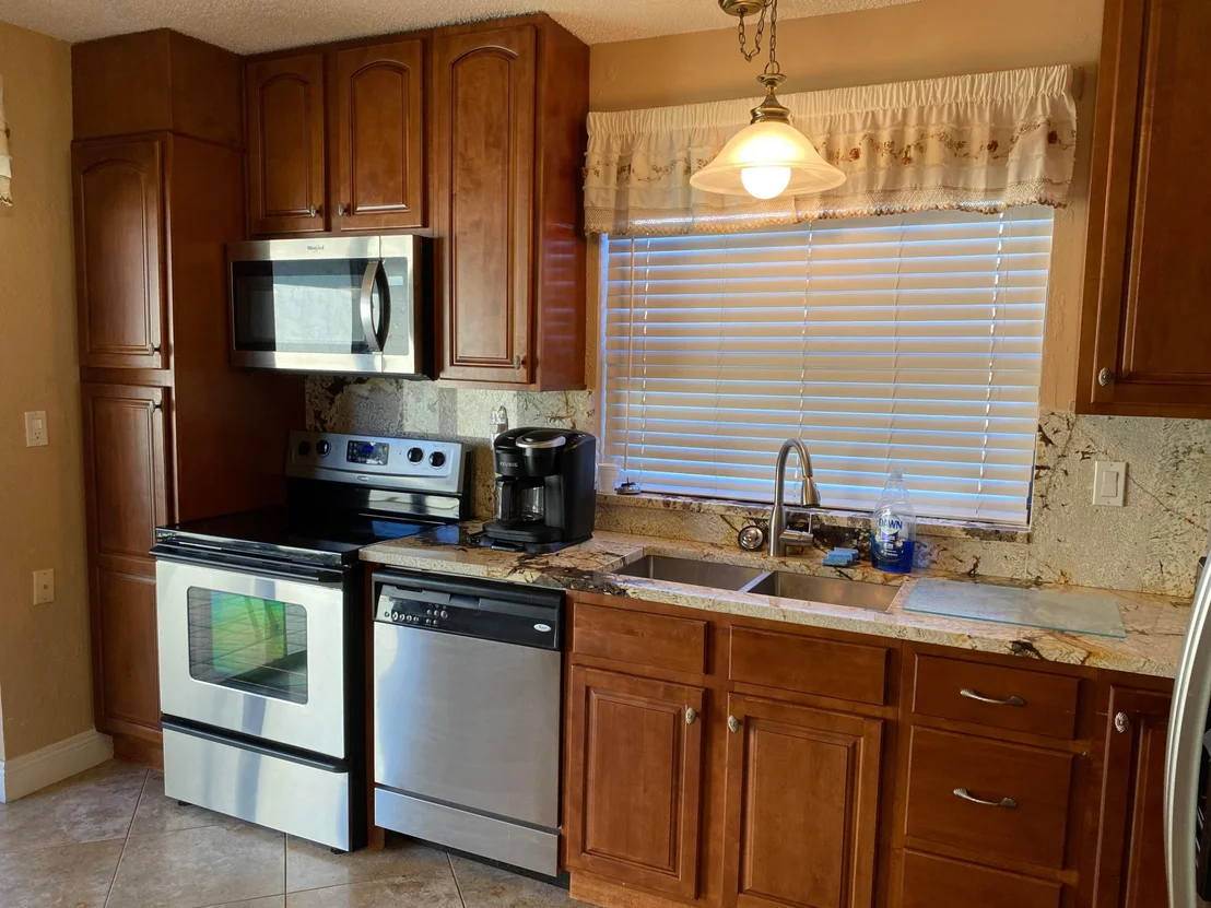 Photo of 5478 Mirror Lakes Boulevard
