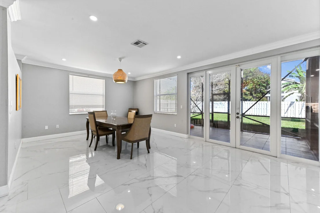 Photo of 6846 Ashburn Road