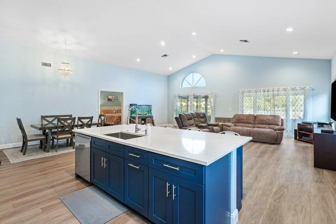 Photo of 7481 Oakboro Drive