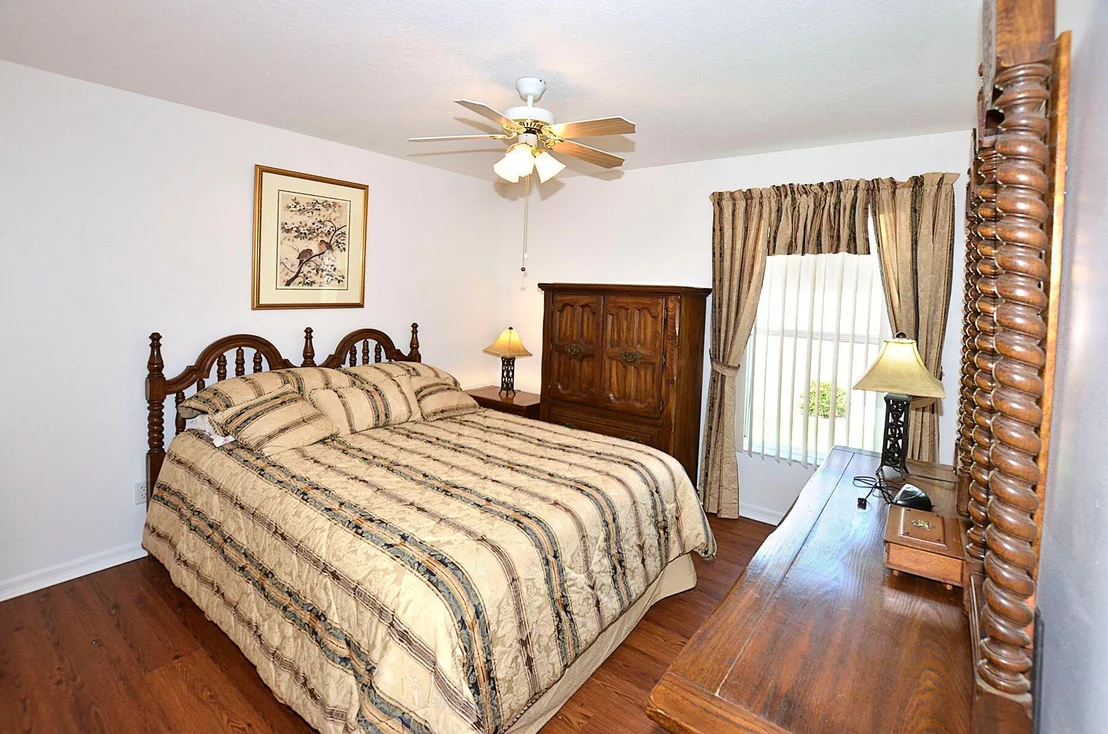 Photo of 1410 9th Place