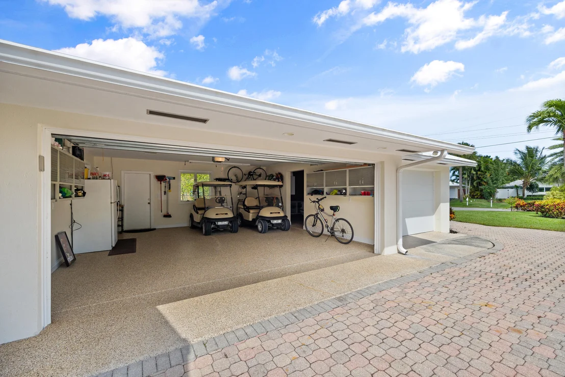 Photo of 163 River Drive