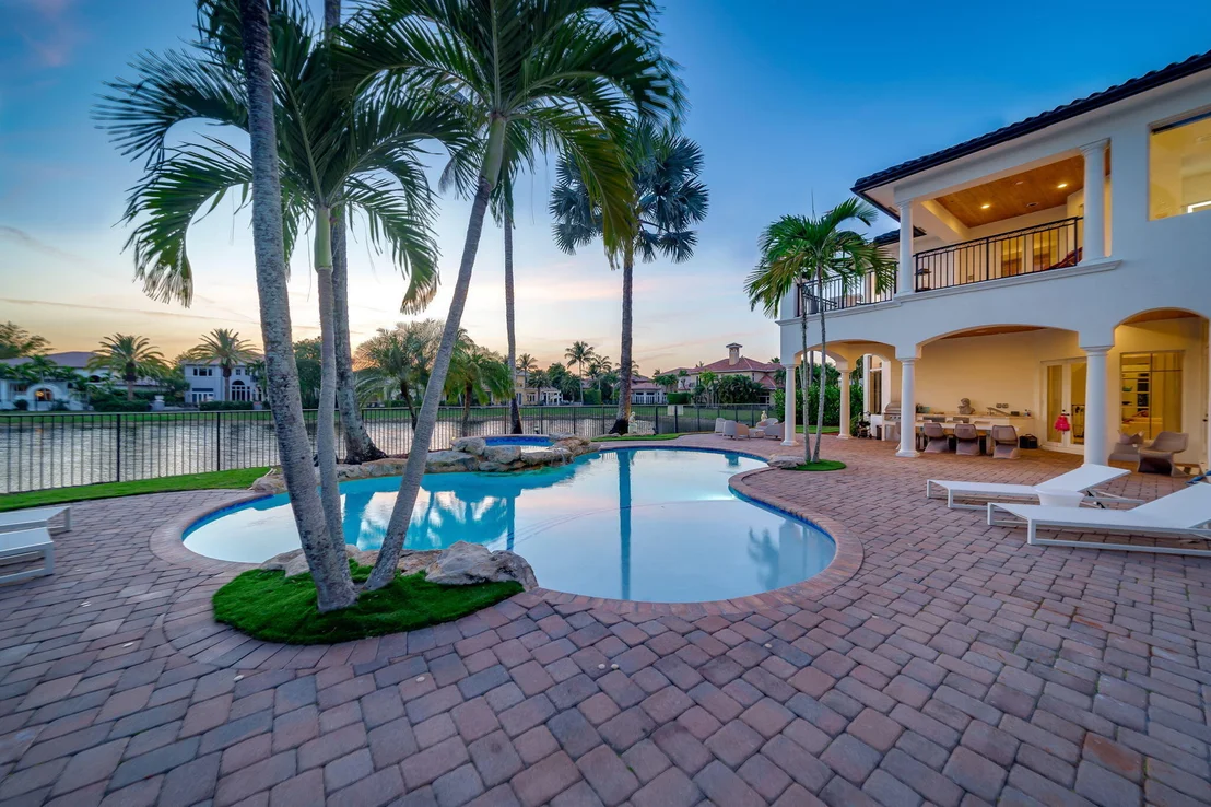 Photo of 17593 Middle Lake Drive