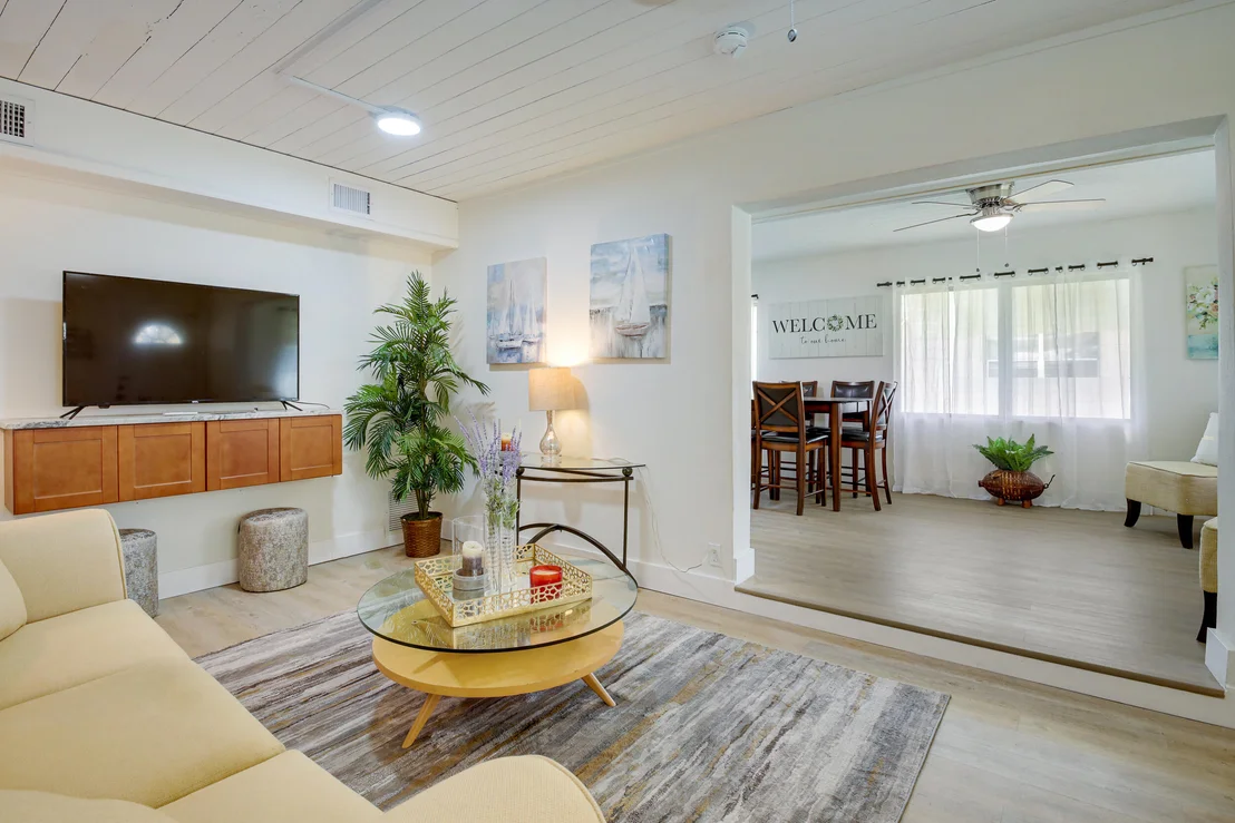 Photo of 814 Rudolf Road