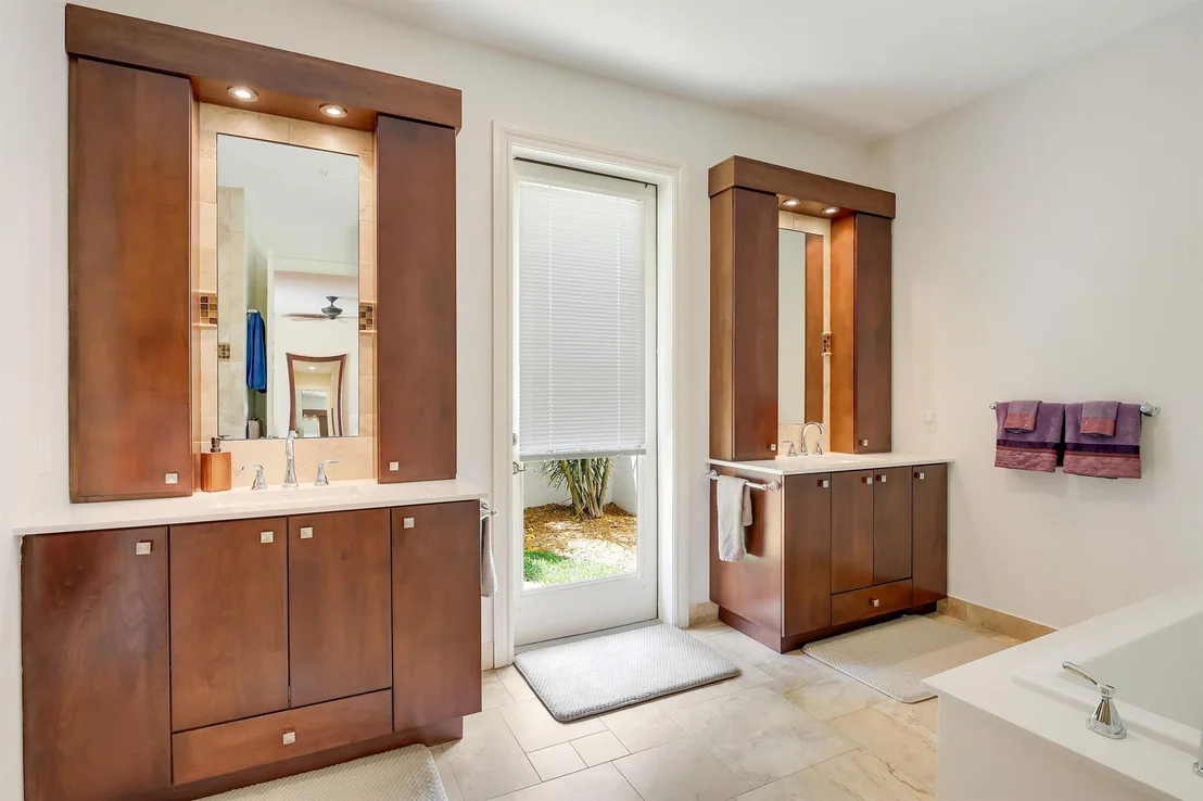 Photo of 391 Glenbrook Drive