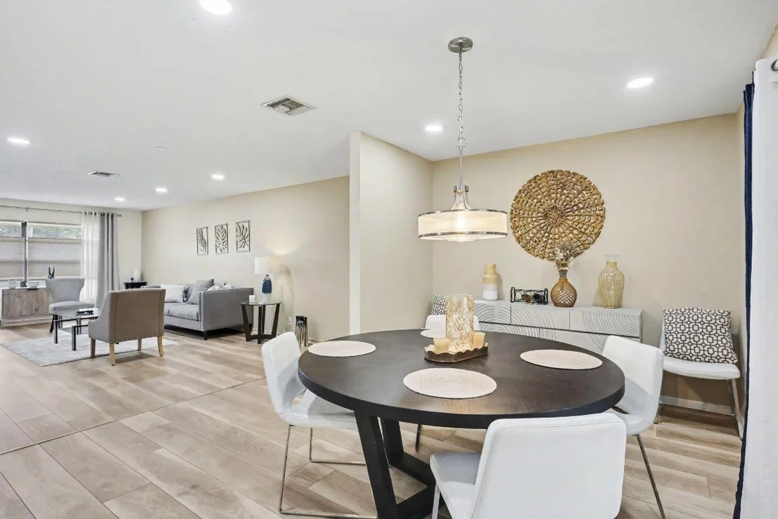 Photo of Unit A at 4635 Apple Tree Circle