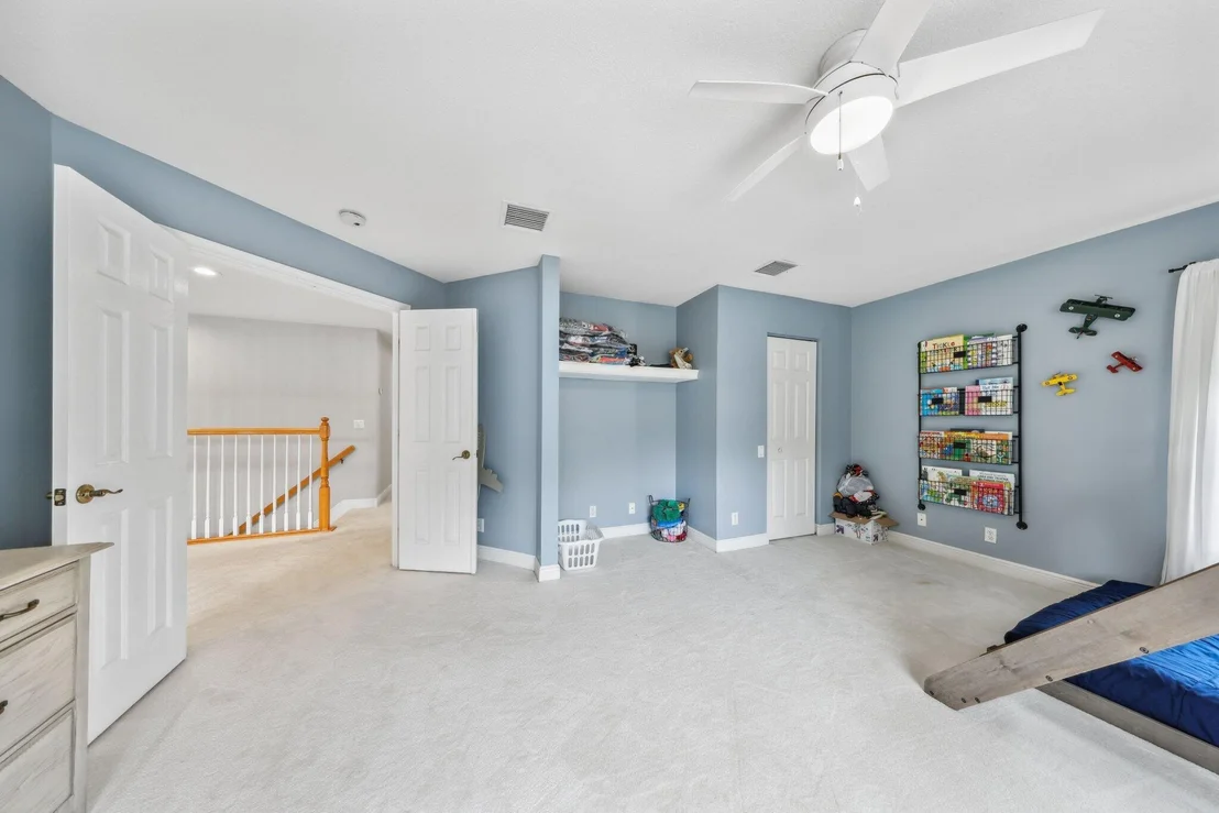 Photo of 423 Meadowlark Drive