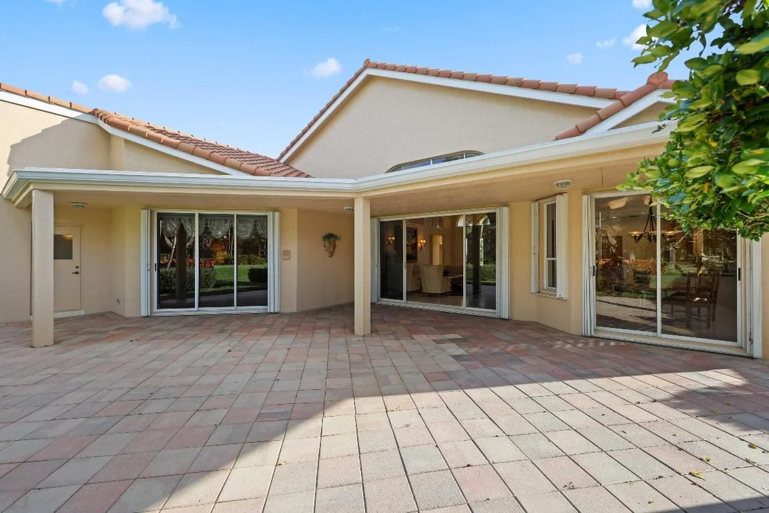 Photo of 7633 La Corniche Circle