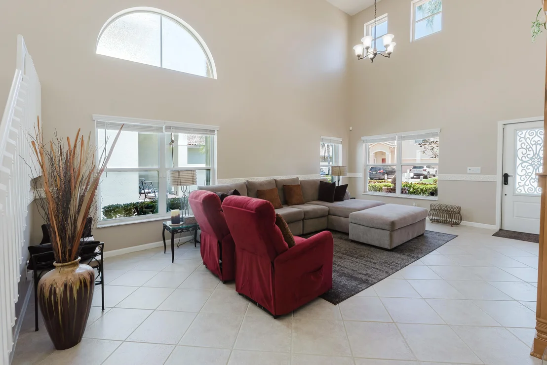 Photo of 1124 Rialto Drive