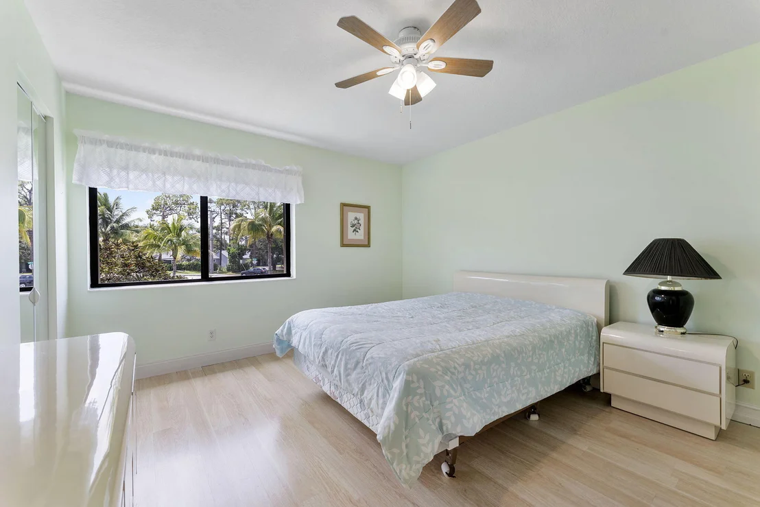 Photo of Unit C2 at 301 Knotty Pine Circle