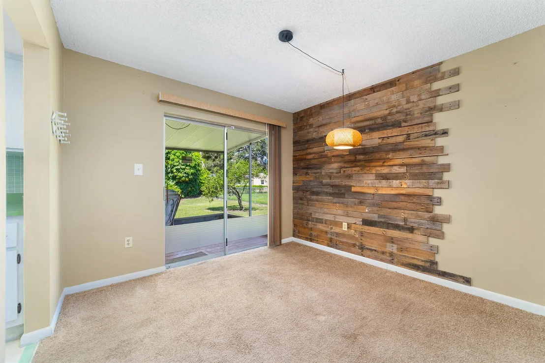 Photo of 3007 Summit Street
