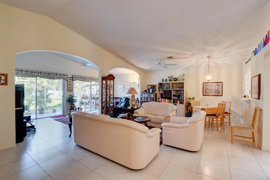 Photo of 10332 Sunstream Lane