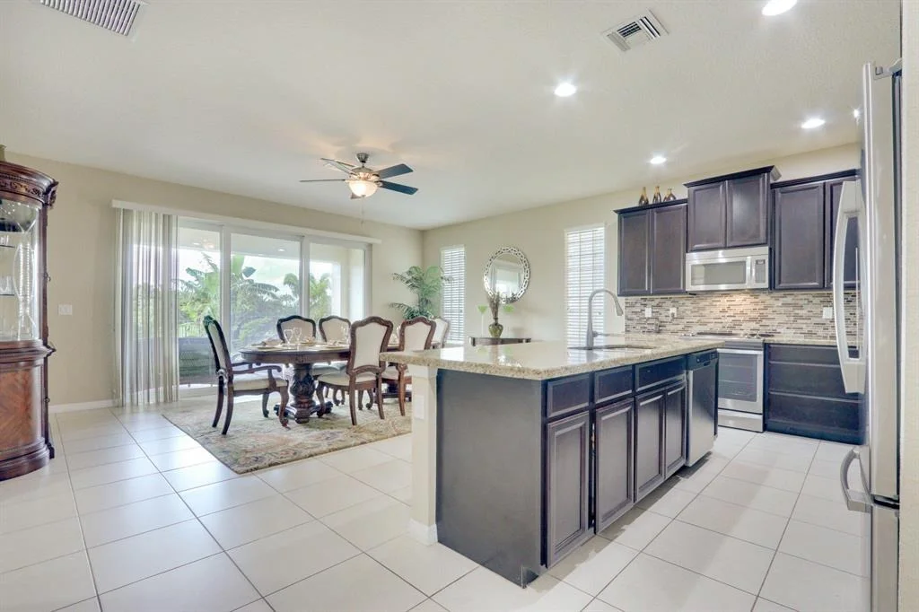 Photo of 4990 Manchia Drive