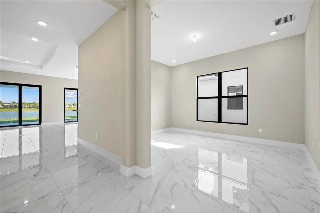 Photo of 15841 Key Biscayne Lane
