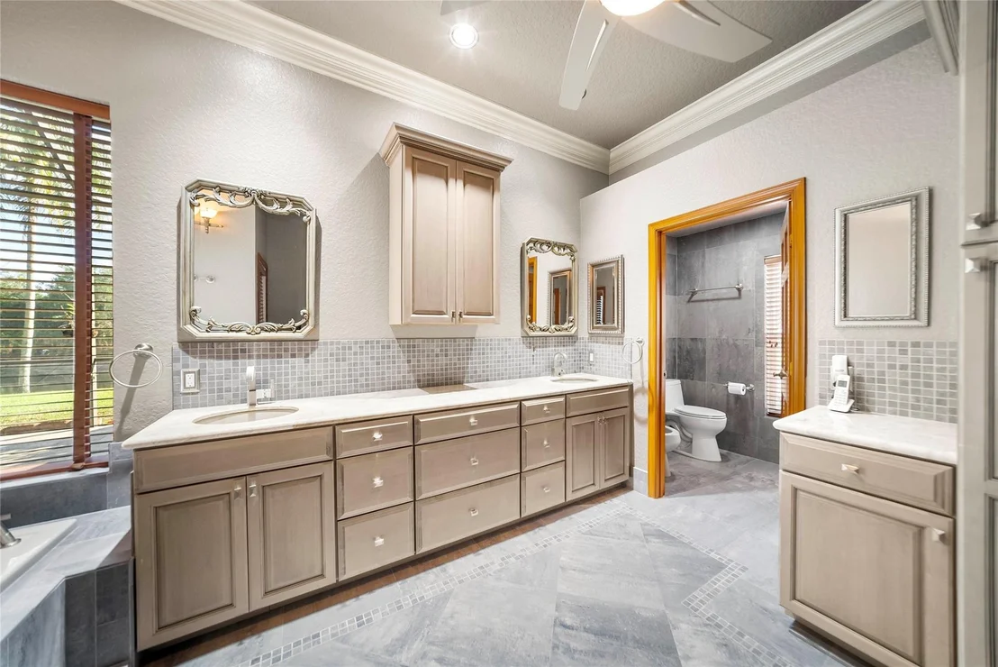 Photo of 6001 NW 68th Manor