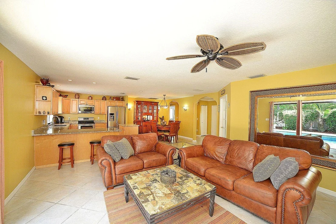 Photo of 4218 Woods End Road