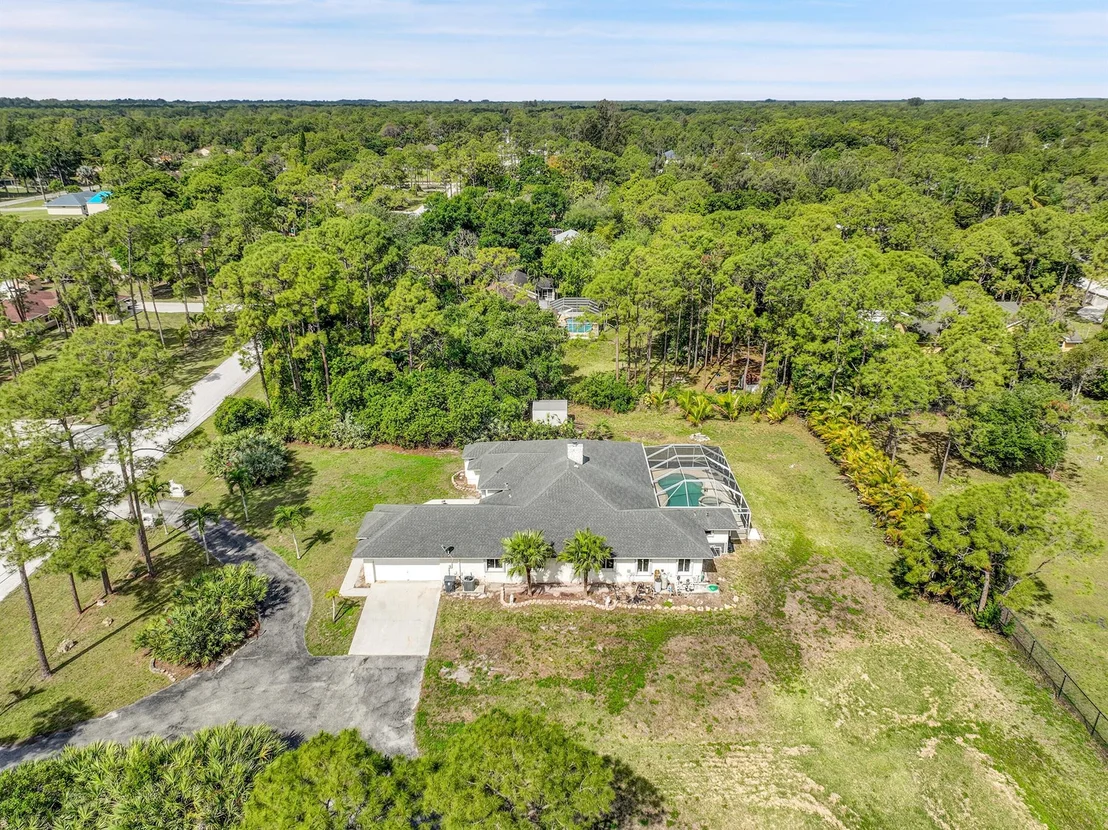 Photo of 14541 68th Street N