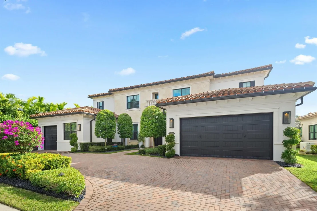 Photo of 17591 Cadena Drive