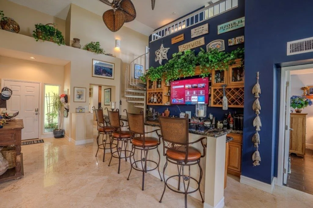 Photo of 708 Mainsail Circle