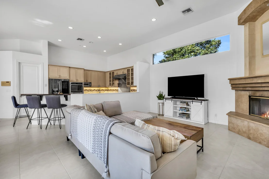 Photo of 2375 Rabbit Hollowe Circle