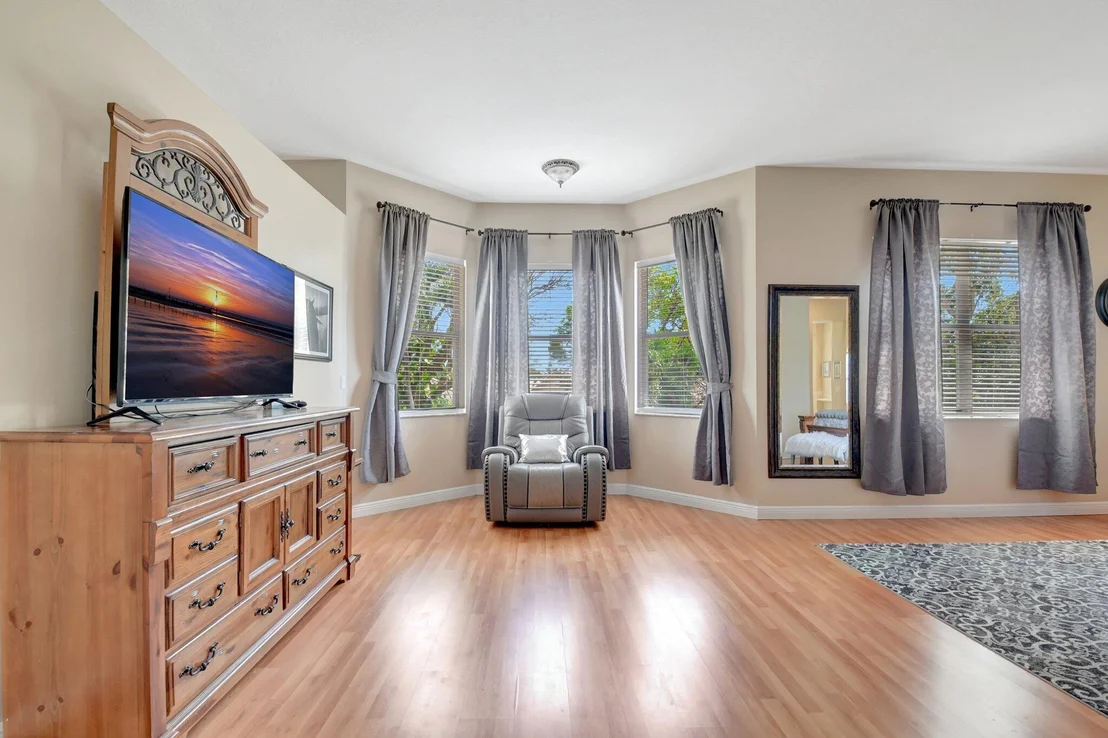 Photo of 6584 Marbletree Lane