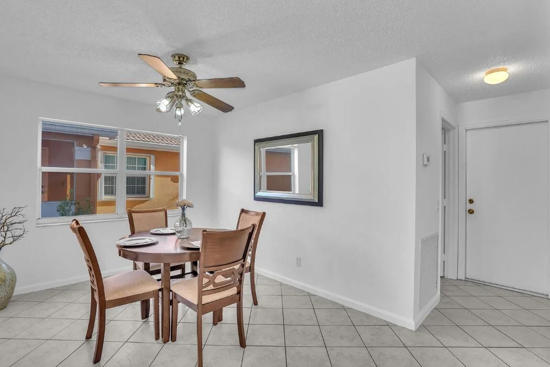 Photo of 7039 Middlebury Drive