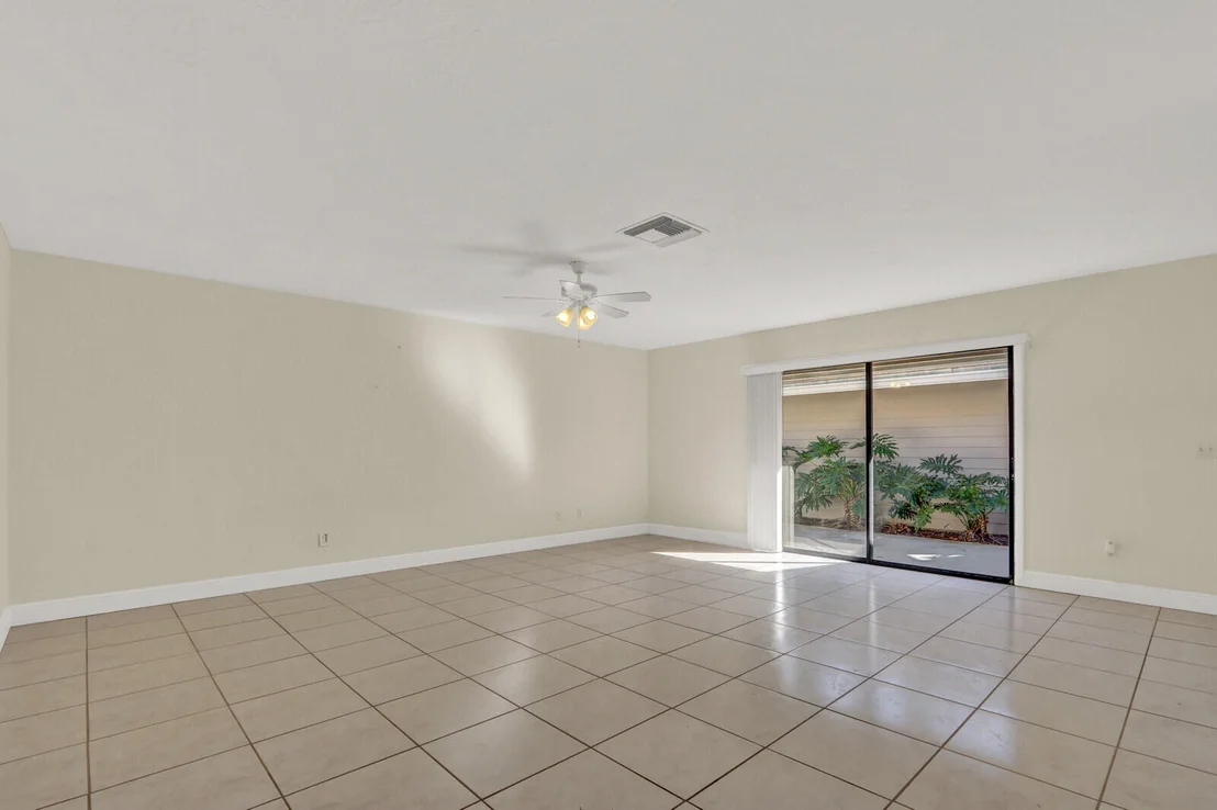 Photo of 8074 SE River Lane