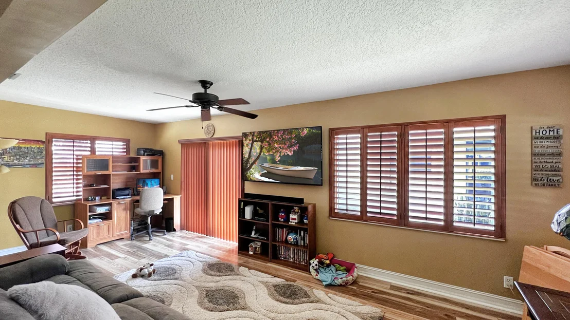 Photo of 6168 Overland Place