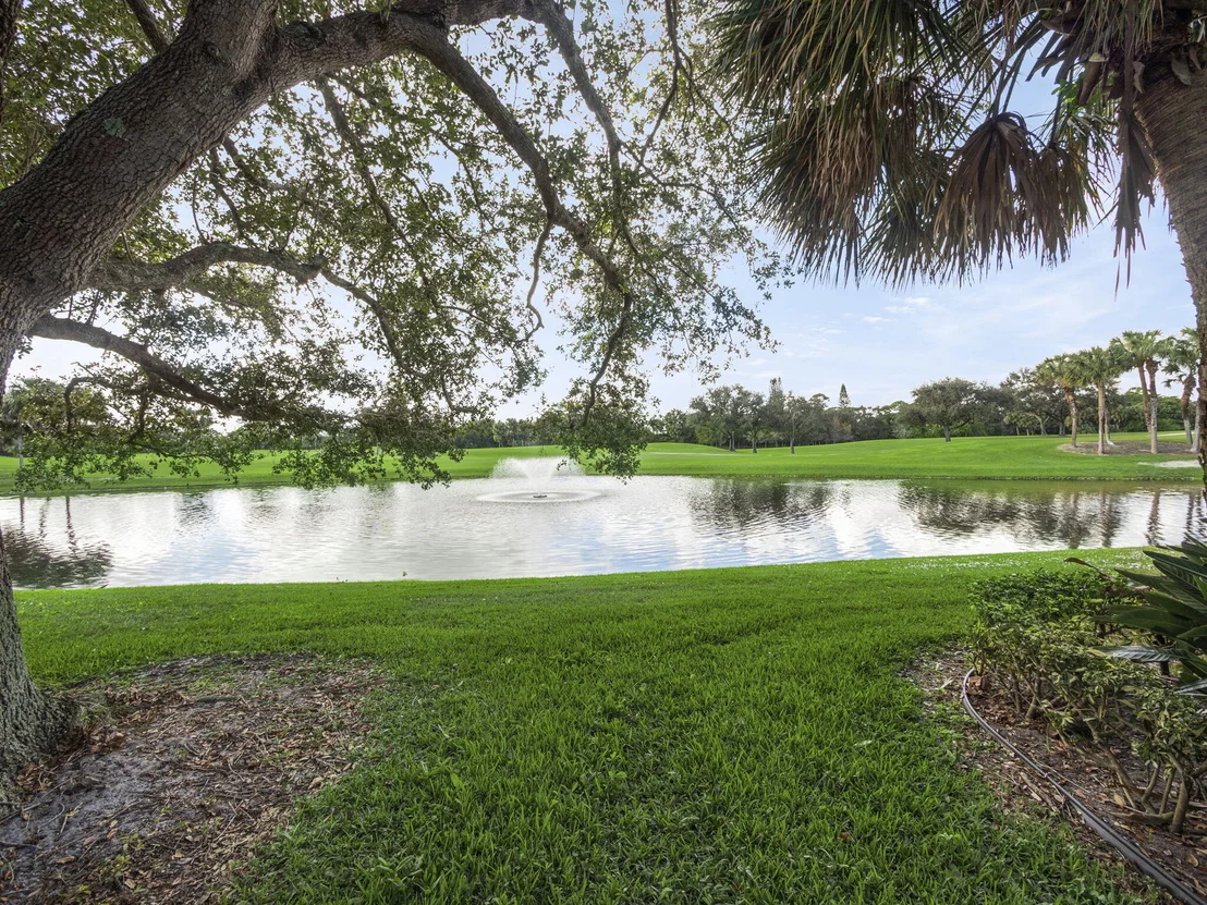 Photo of 192 Barbados Drive
