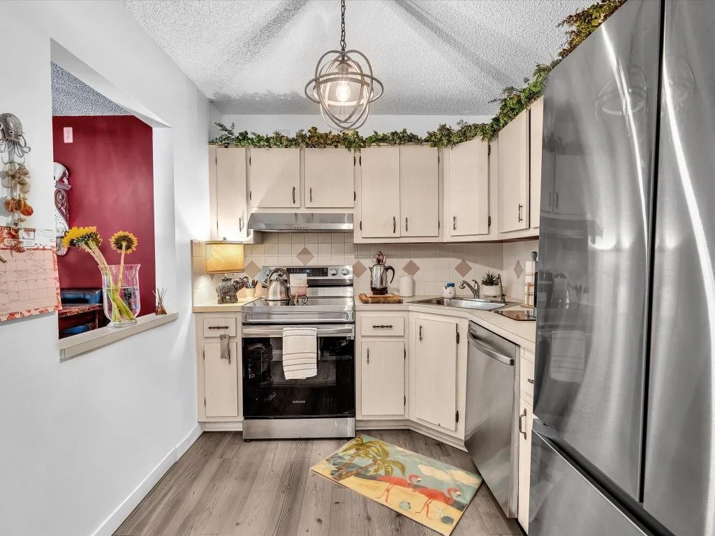Photo of Unit D2 at 342 Pine Ridge Circle