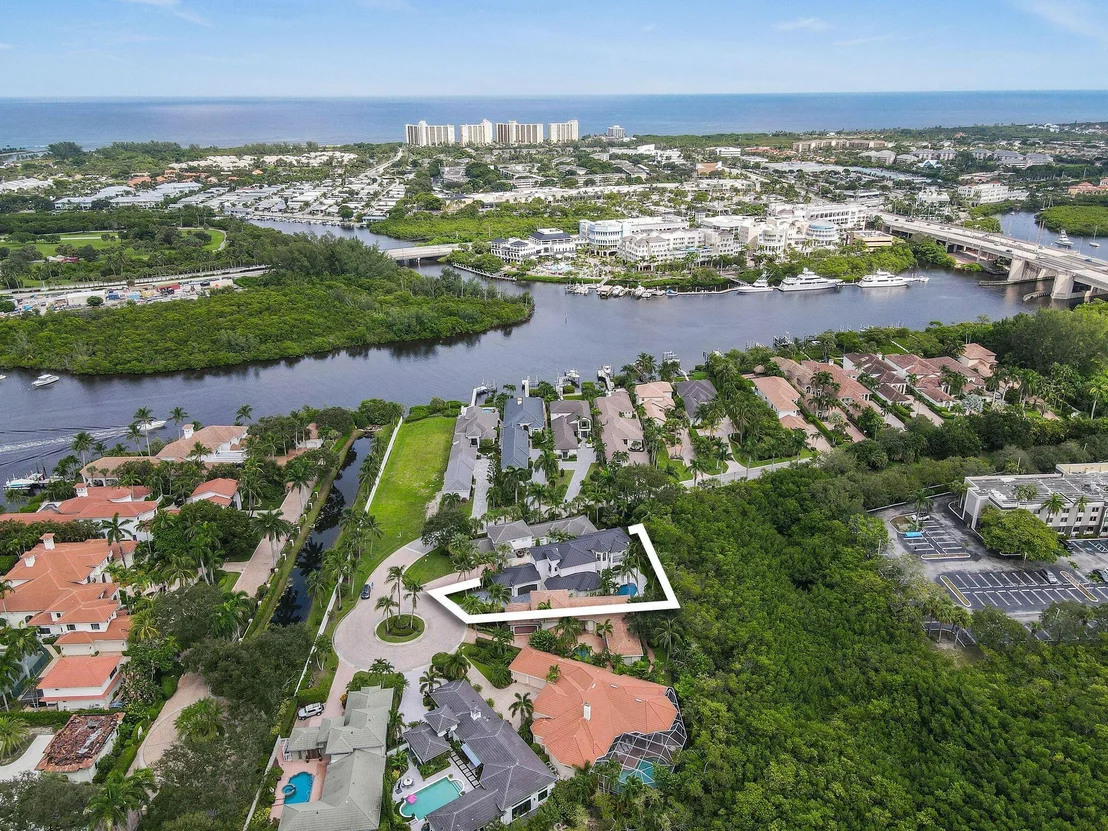 Photo of 360 Fishermans Way