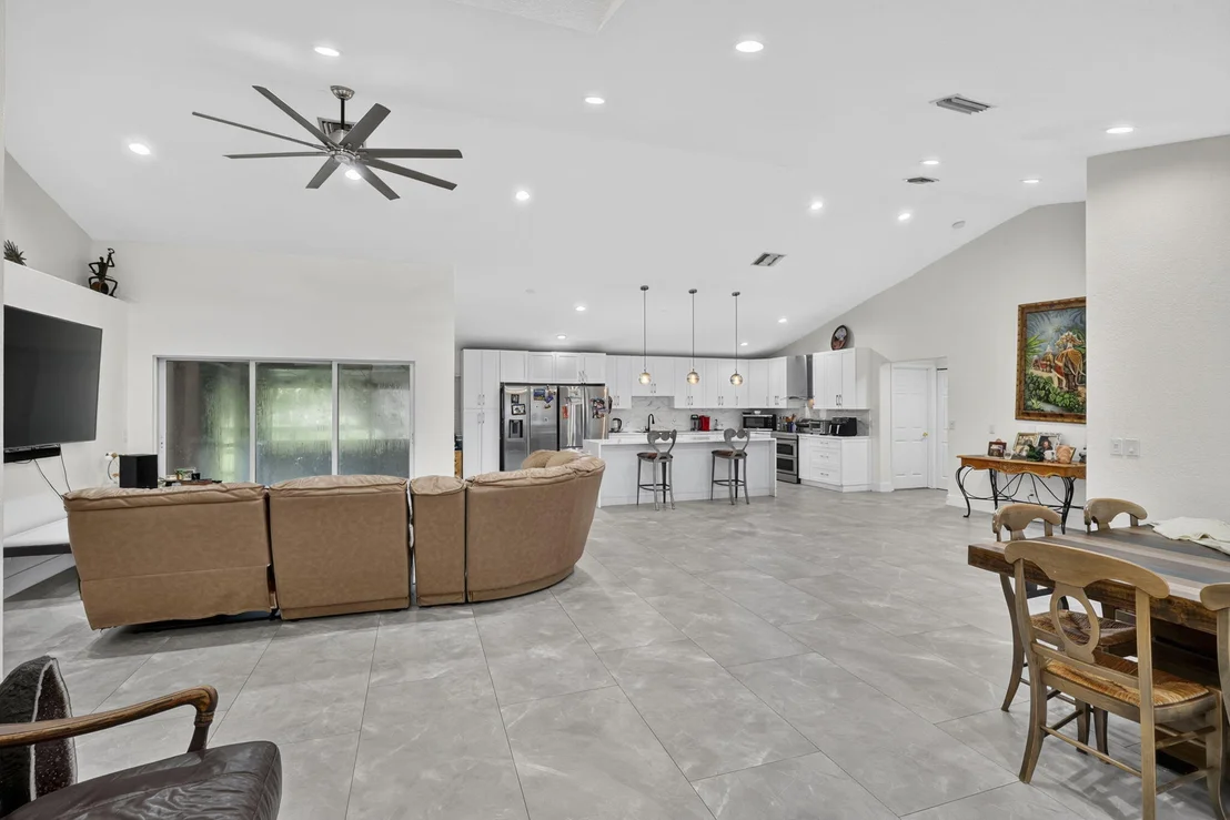 Photo of 10920 Barn Road